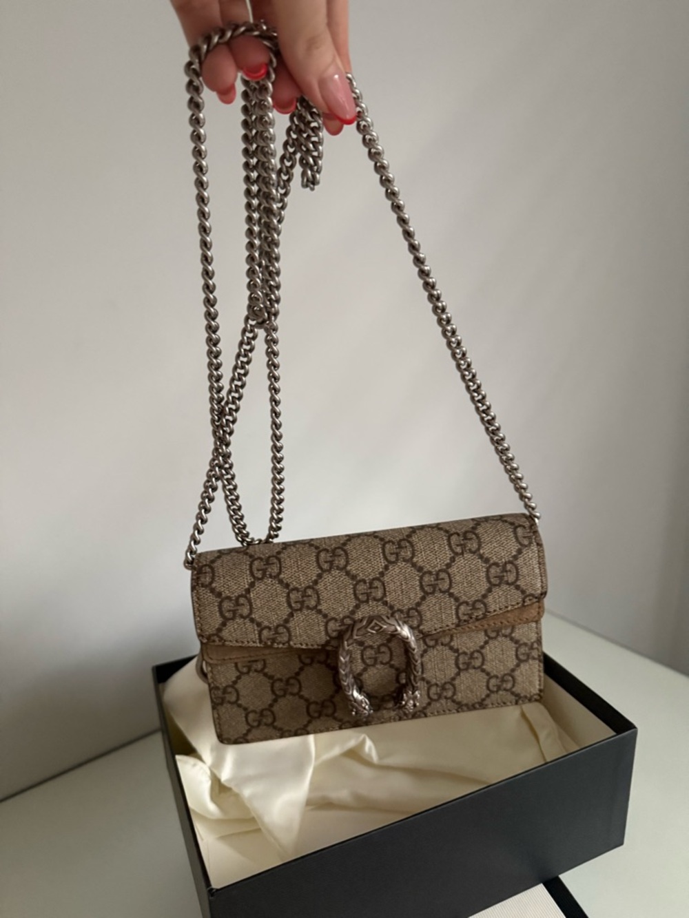 Gucci Dionysus Mini Chain Shoulder Bag in Taupe Beige - Picture 2 of 5